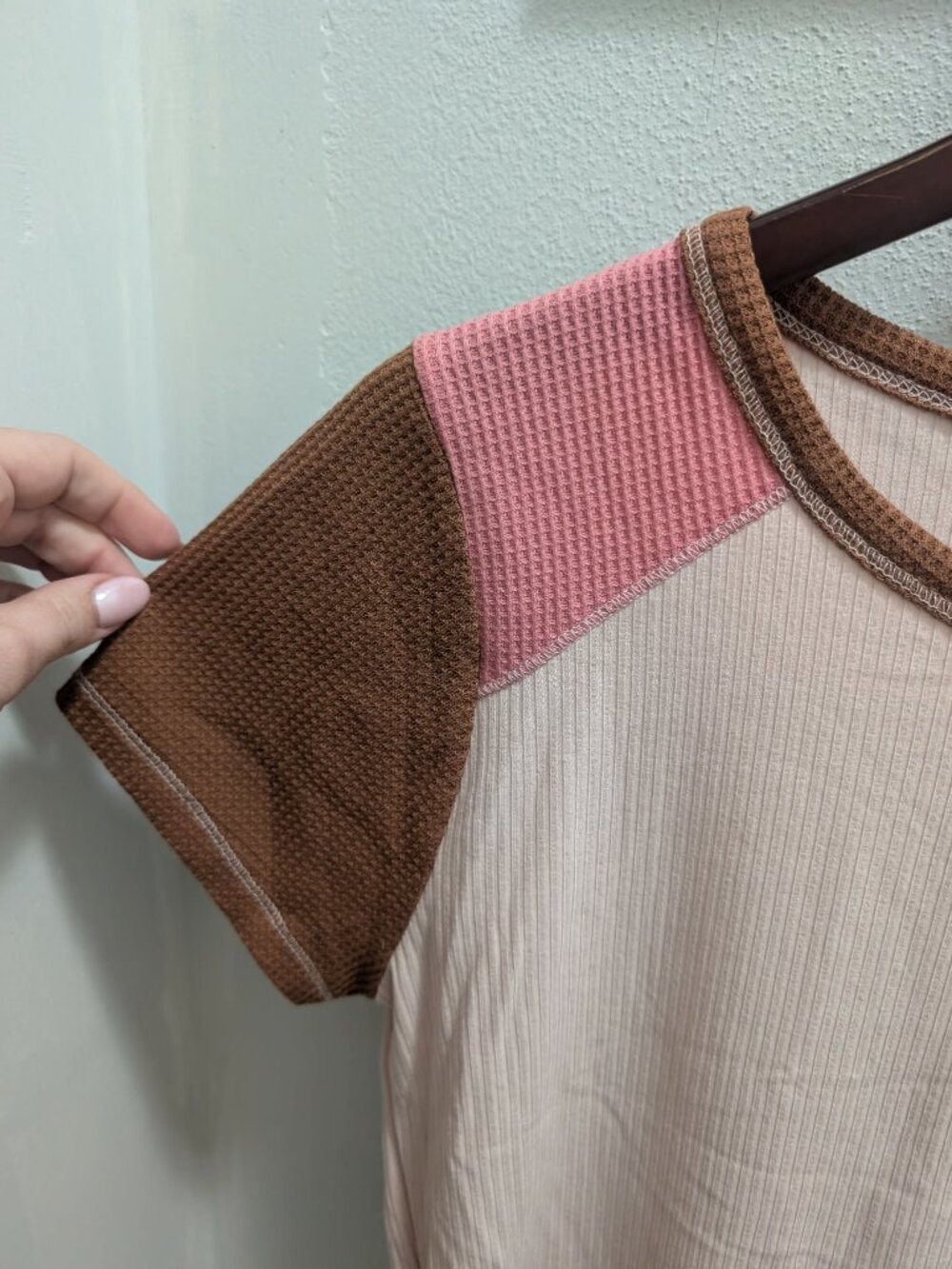 *10/$25* Women's Wild Fable Ribbed/Waffle Knit Crop Tee - Size Large - Picture 3 of 4